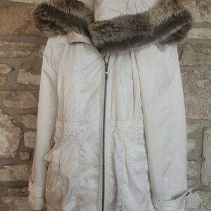 Women's White Fur-Trimmed Jacket